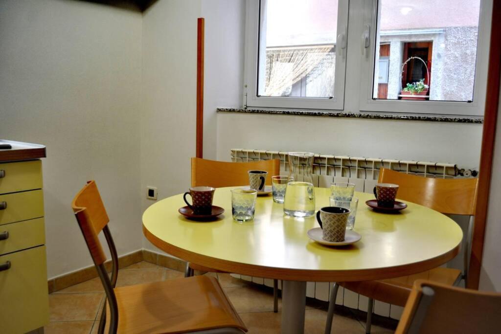 Apartment Veli Dvor Cres Bagian luar foto