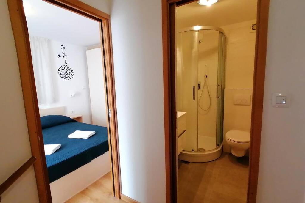 Apartment Veli Dvor Cres Bagian luar foto