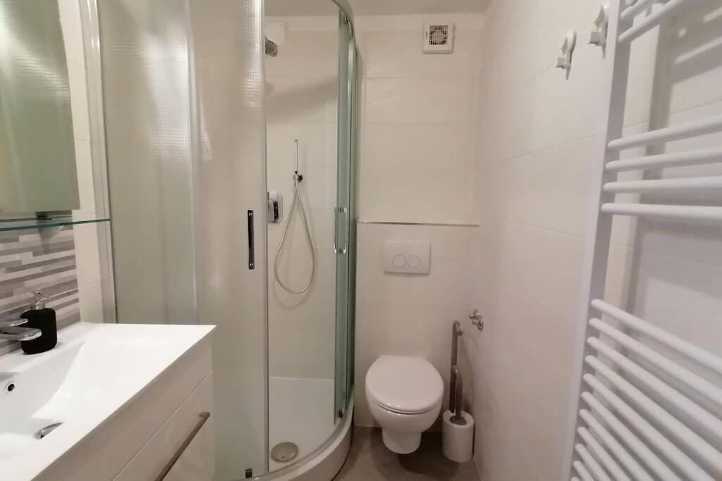 Apartment Veli Dvor Cres Bagian luar foto